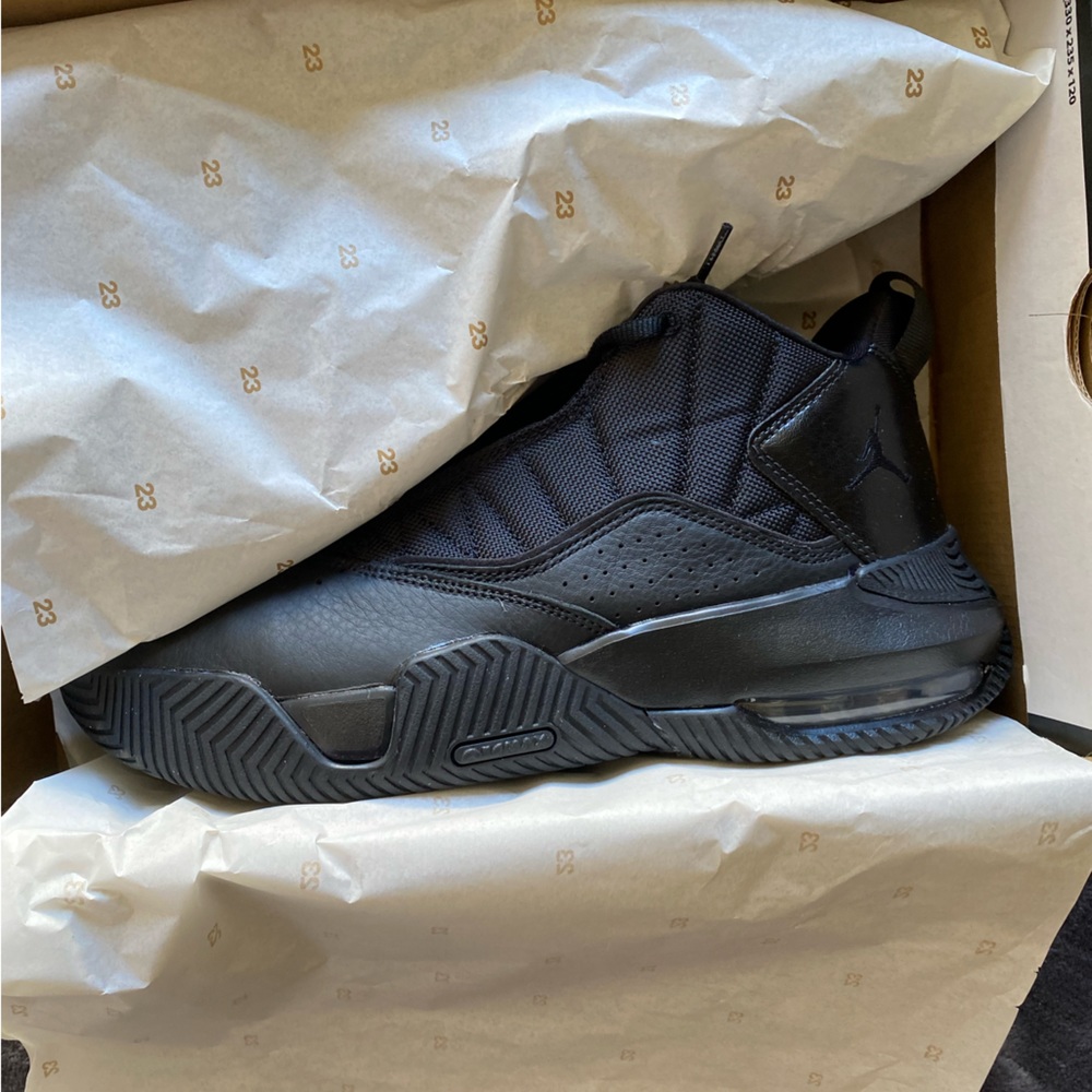 Mens New In Box Black JORDAN STAY LOYAL Size 10